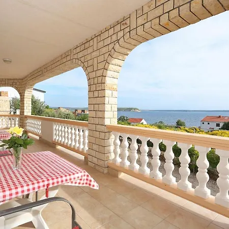 Vlado I Vesna Apartament Rtina