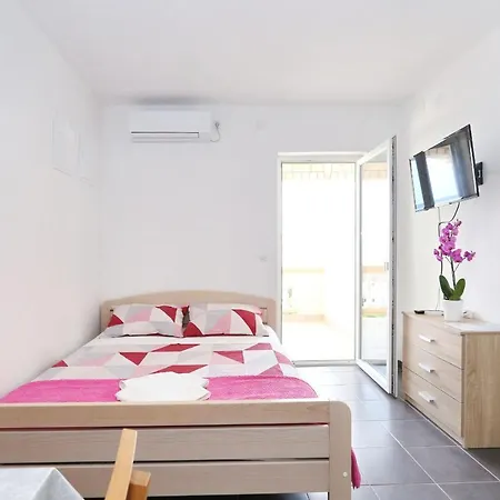 Vlado I Vesna Apartmán Rtina